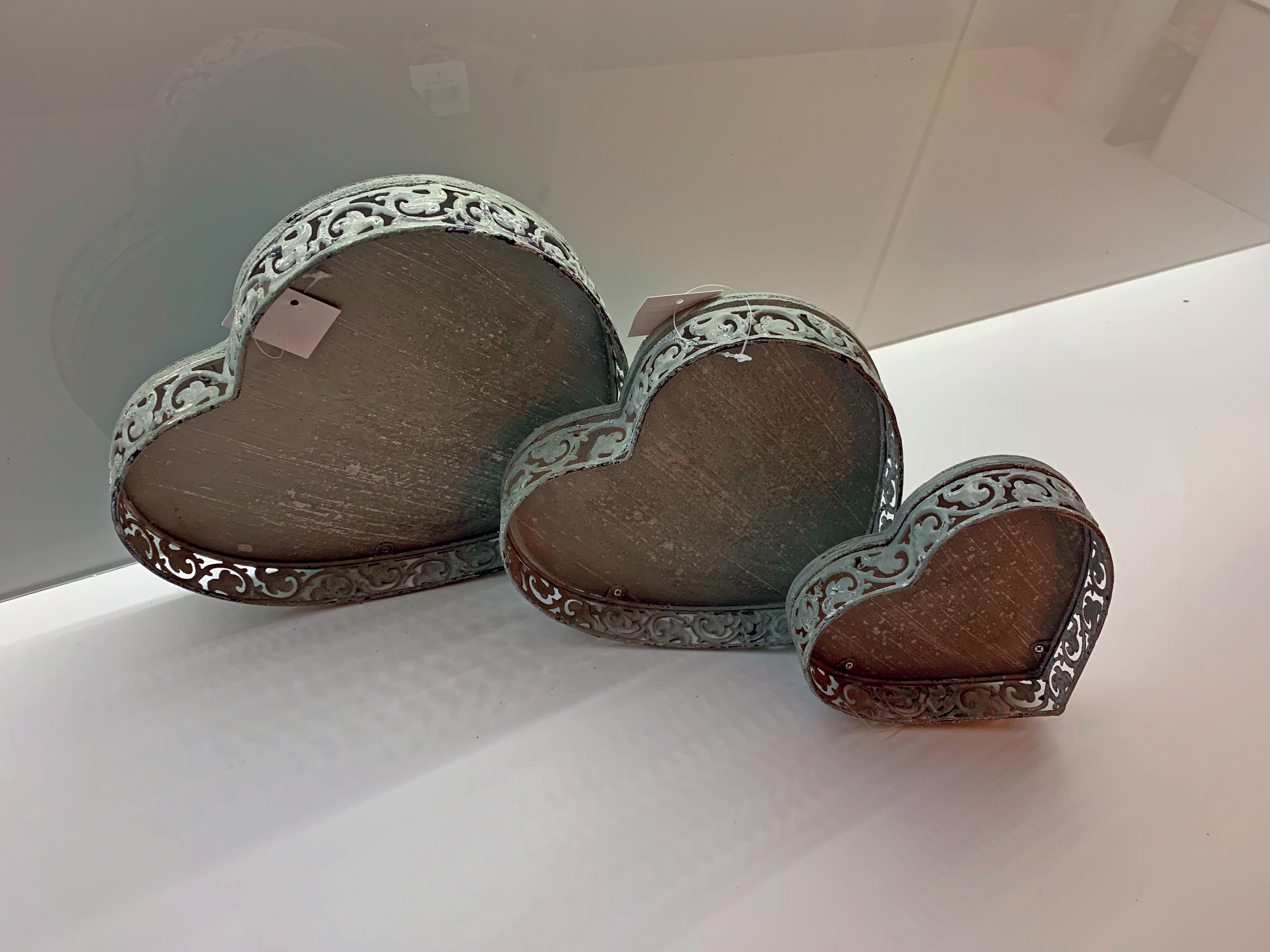 Distressed Heart Trays - set of three